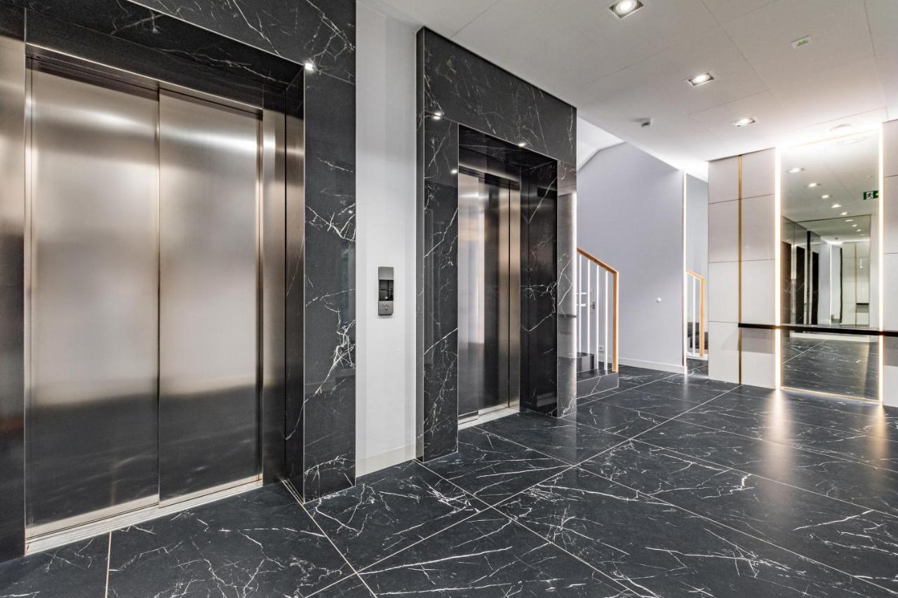 Apartament Solidarnosci By Your Freedom ワルシャワ エクステリア 写真