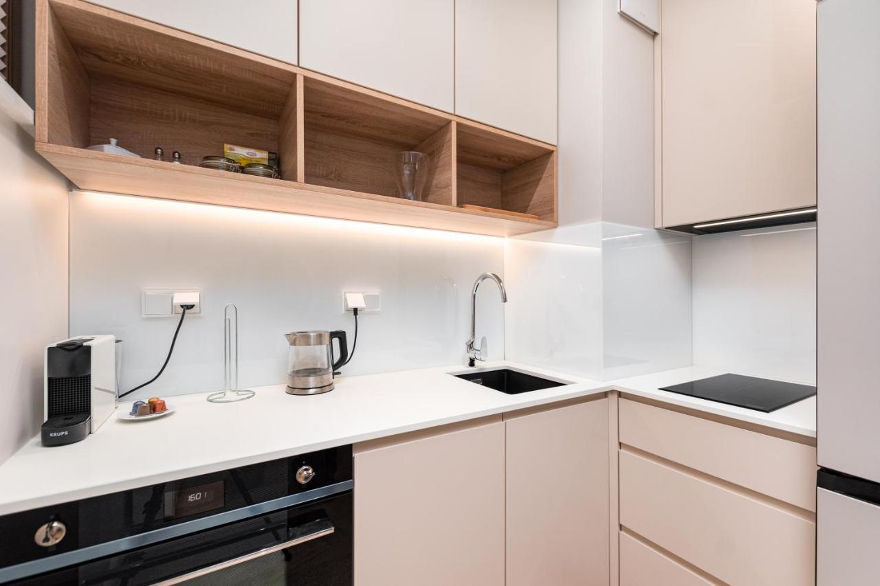 Apartament Solidarnosci By Your Freedom ワルシャワ エクステリア 写真